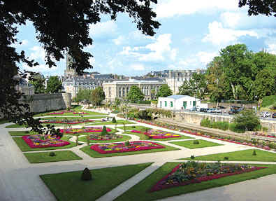 Garten.jpg (66089 Byte)