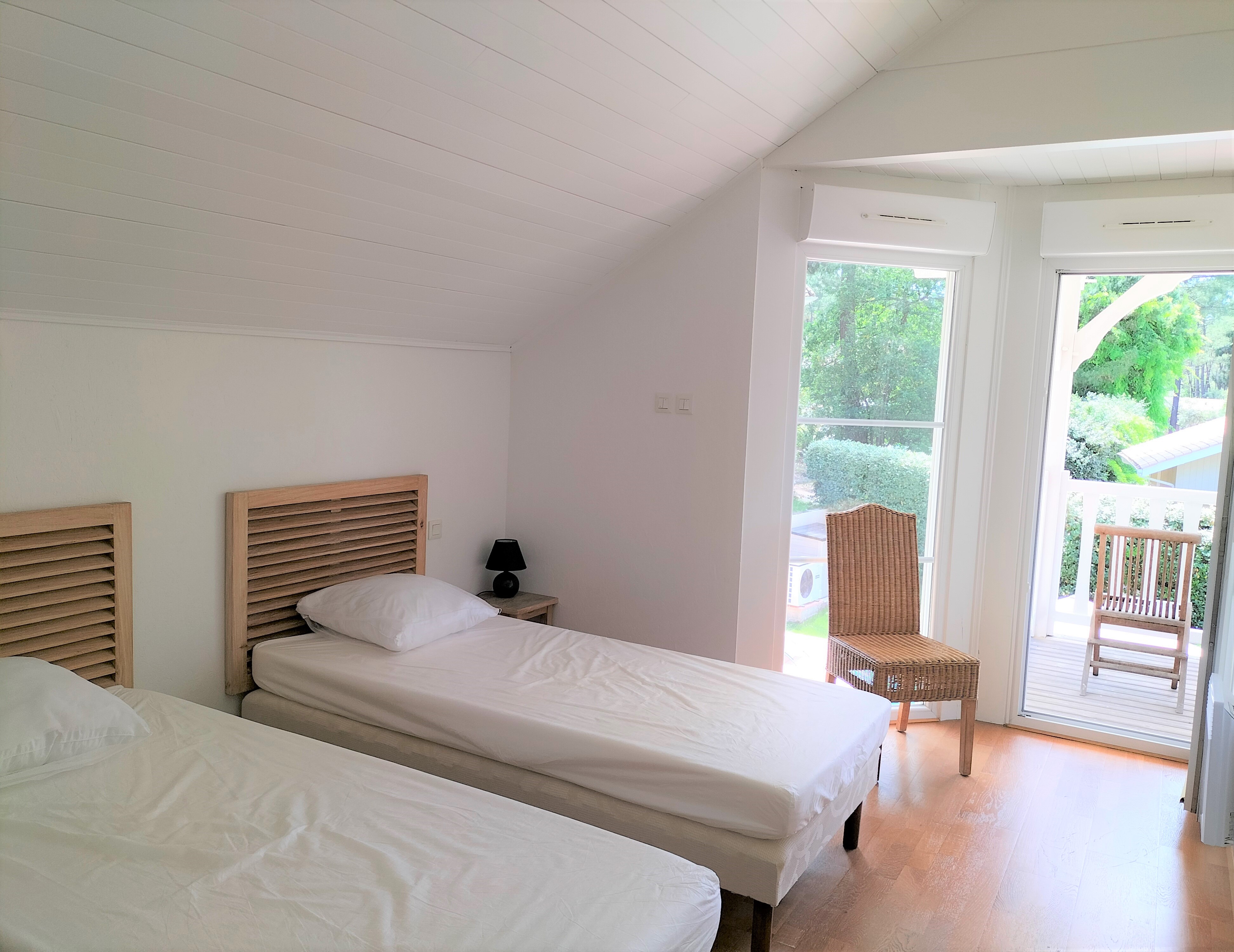 Ferienhaeuser am Atlantik - Ferienhaus Ref.: 25 LA 007, F-33680 Lacanau-Oc‚an, Aquitanien, Frankreich www.ferienhaus-neukirchen.de