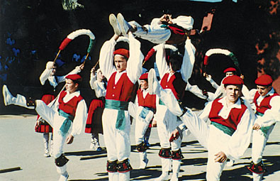 FOLKLORE.JPG (51669 Byte)